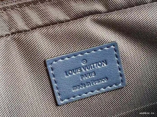 WIS LOUIS VUITTON DUO MESSENGER 0825